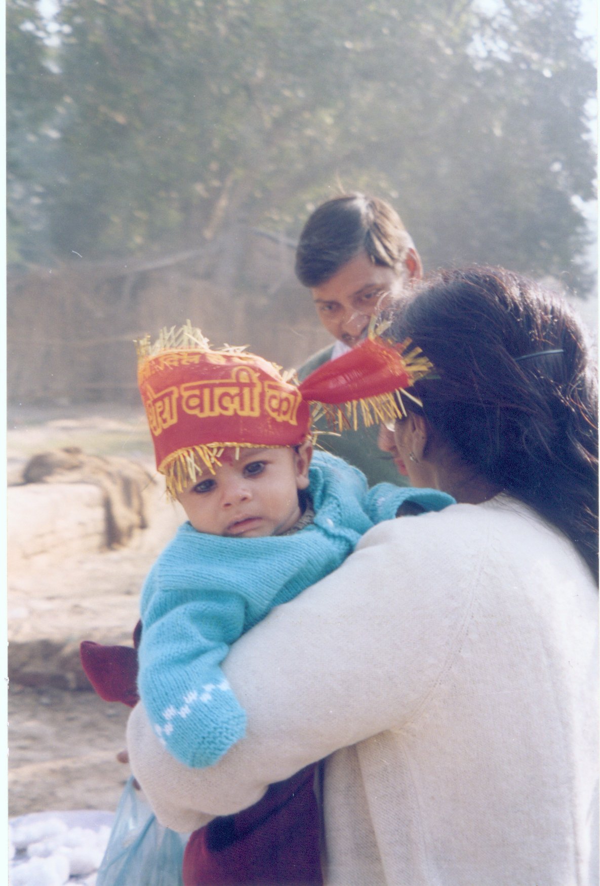 Vansh along with Mummy and Balak in Neemsaar. Click to see larger image.